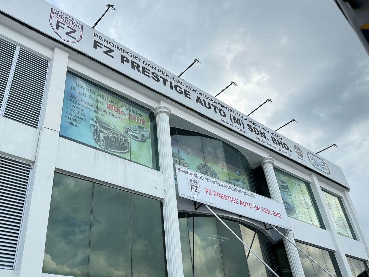 (KV) FZ Prestige Auto